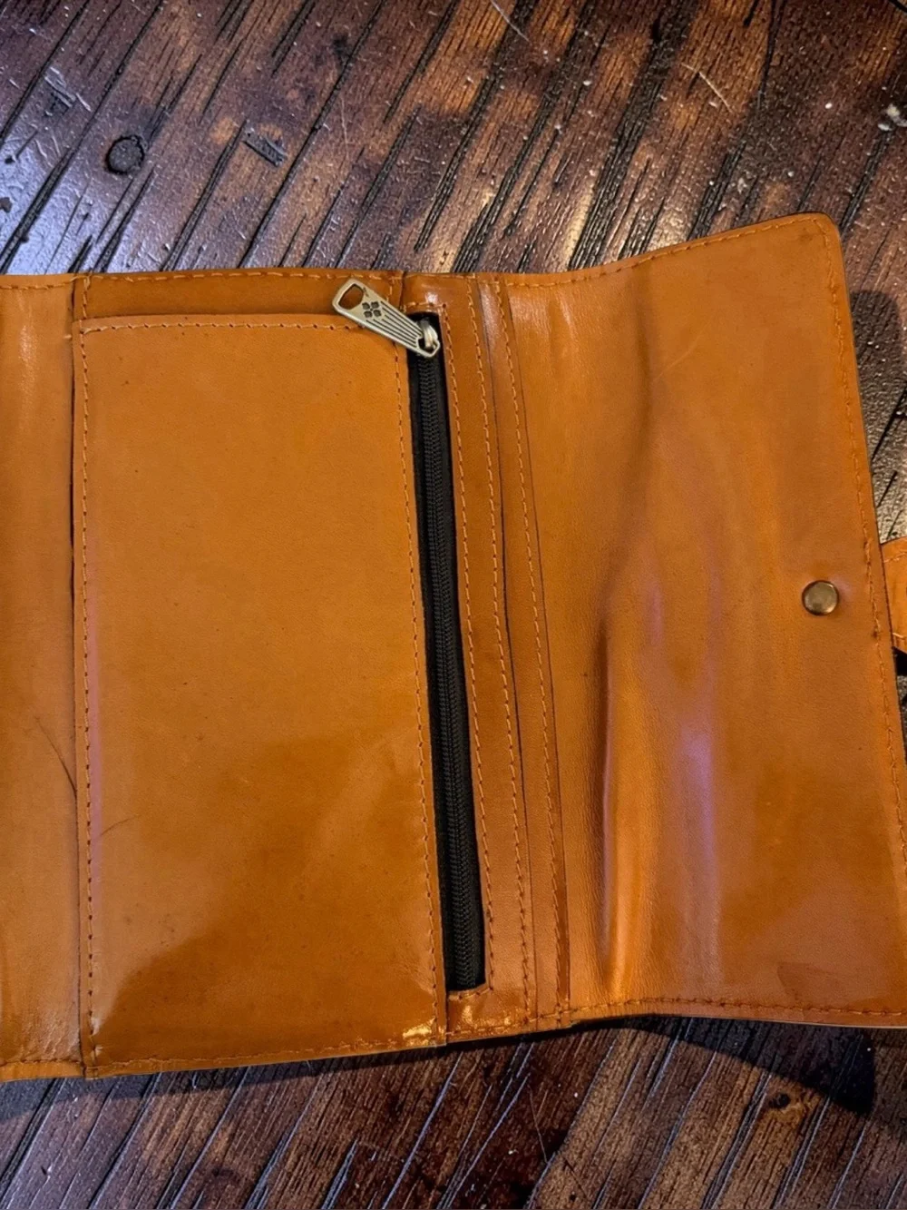 Patricia Nash Leather Coin-Accent Wallet In Cognac